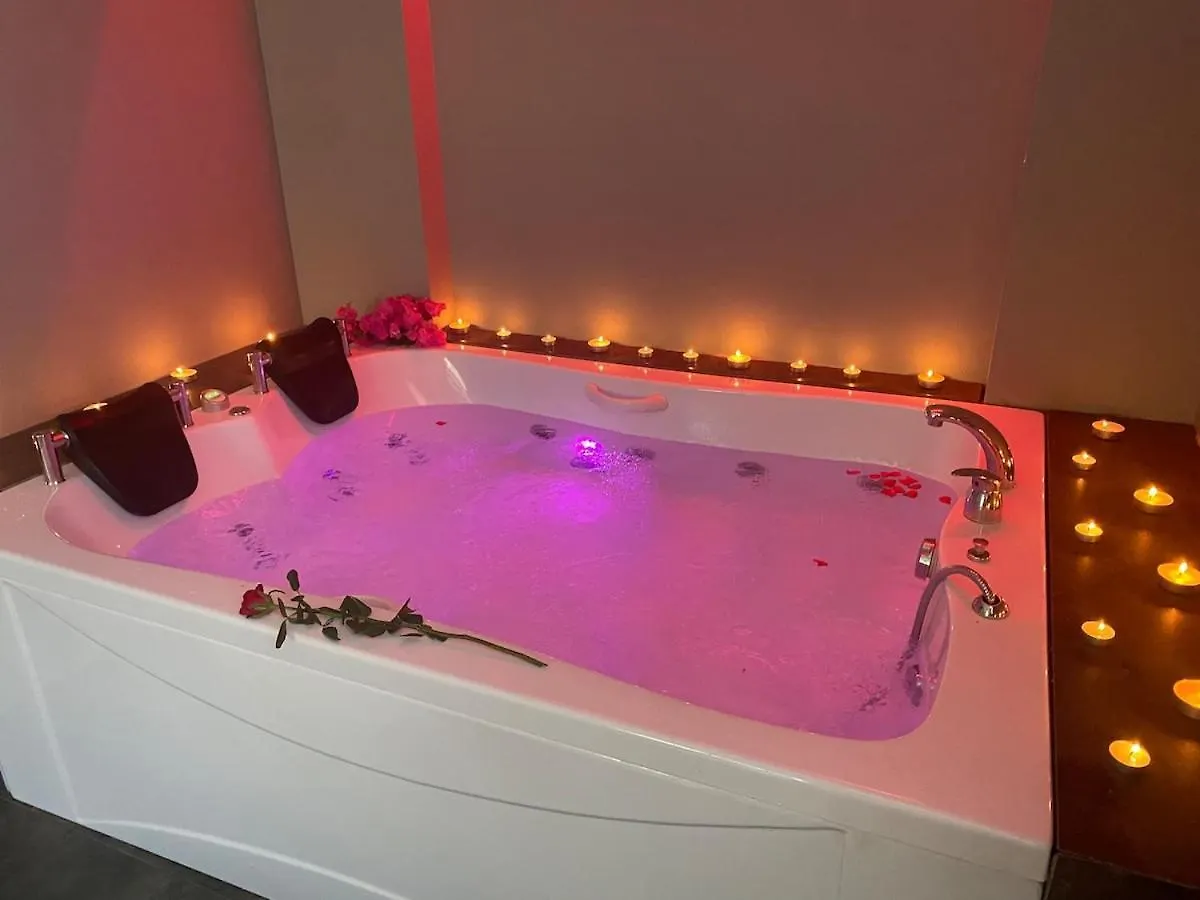 Lotus Villa In Camli Village, Jacuzzi And Pool Marmaris