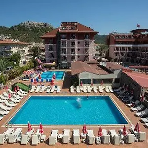 2* Отель Club Chicago